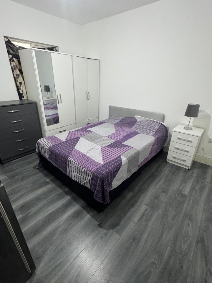 Room Kenley Gardens in Greater London