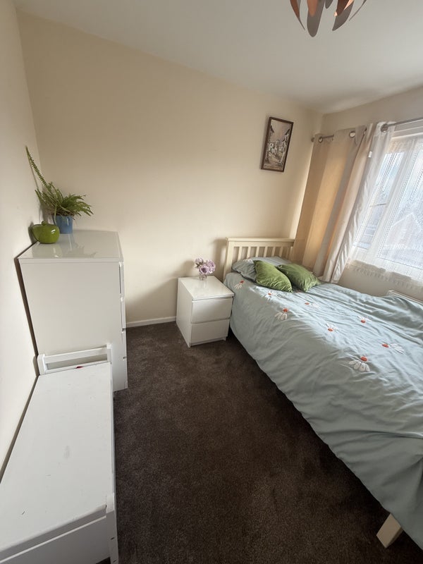 Flat Lismore Drive in Birmingham