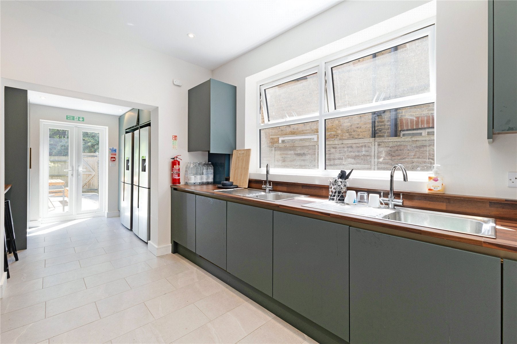 Room Valetta Road in Greater London