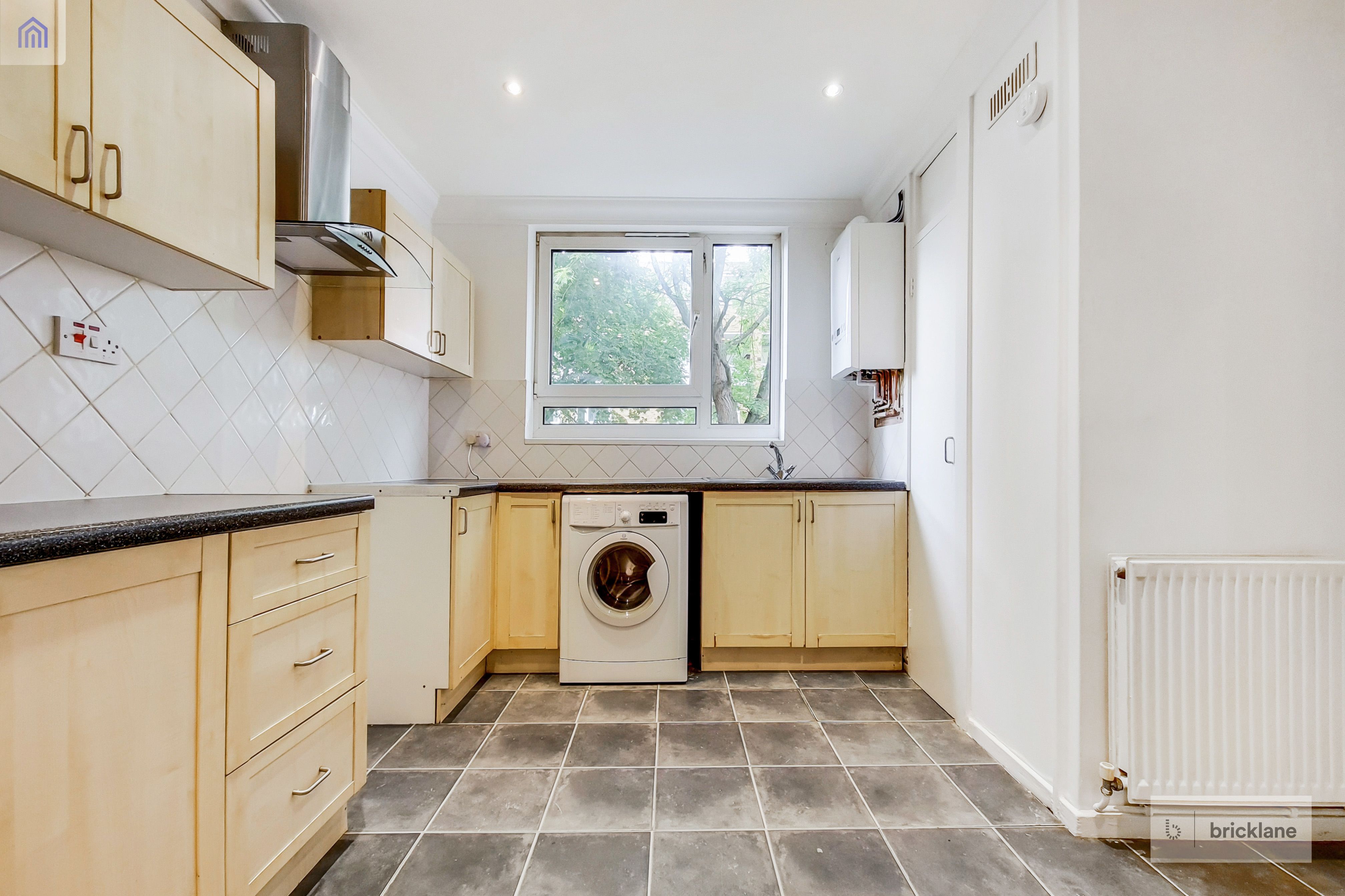 House Polecroft Lane in Greater London