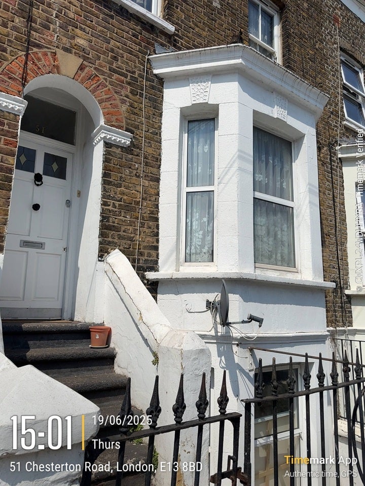 House Chesterton Road in Greater London
