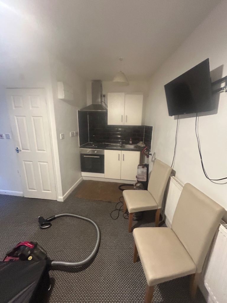Flat Swan Lane in Coventry