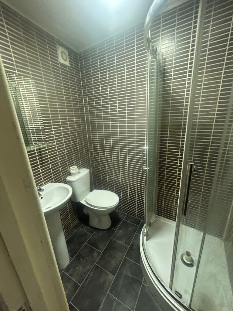Flat Swan Lane in Coventry