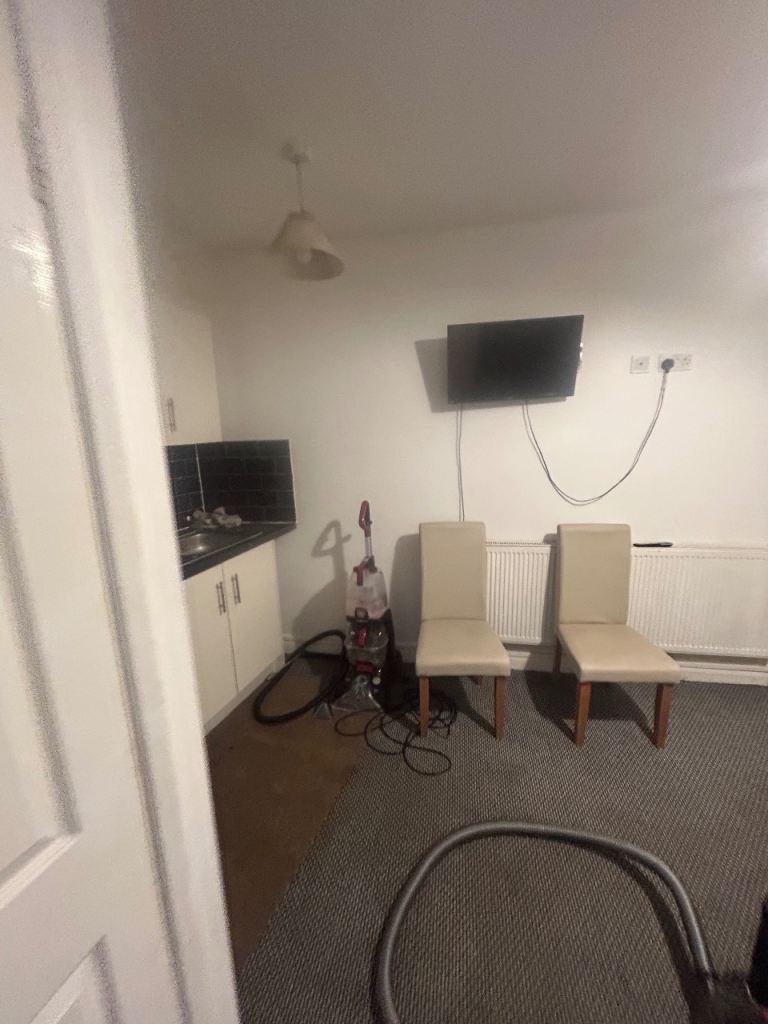 Flat Swan Lane in Coventry