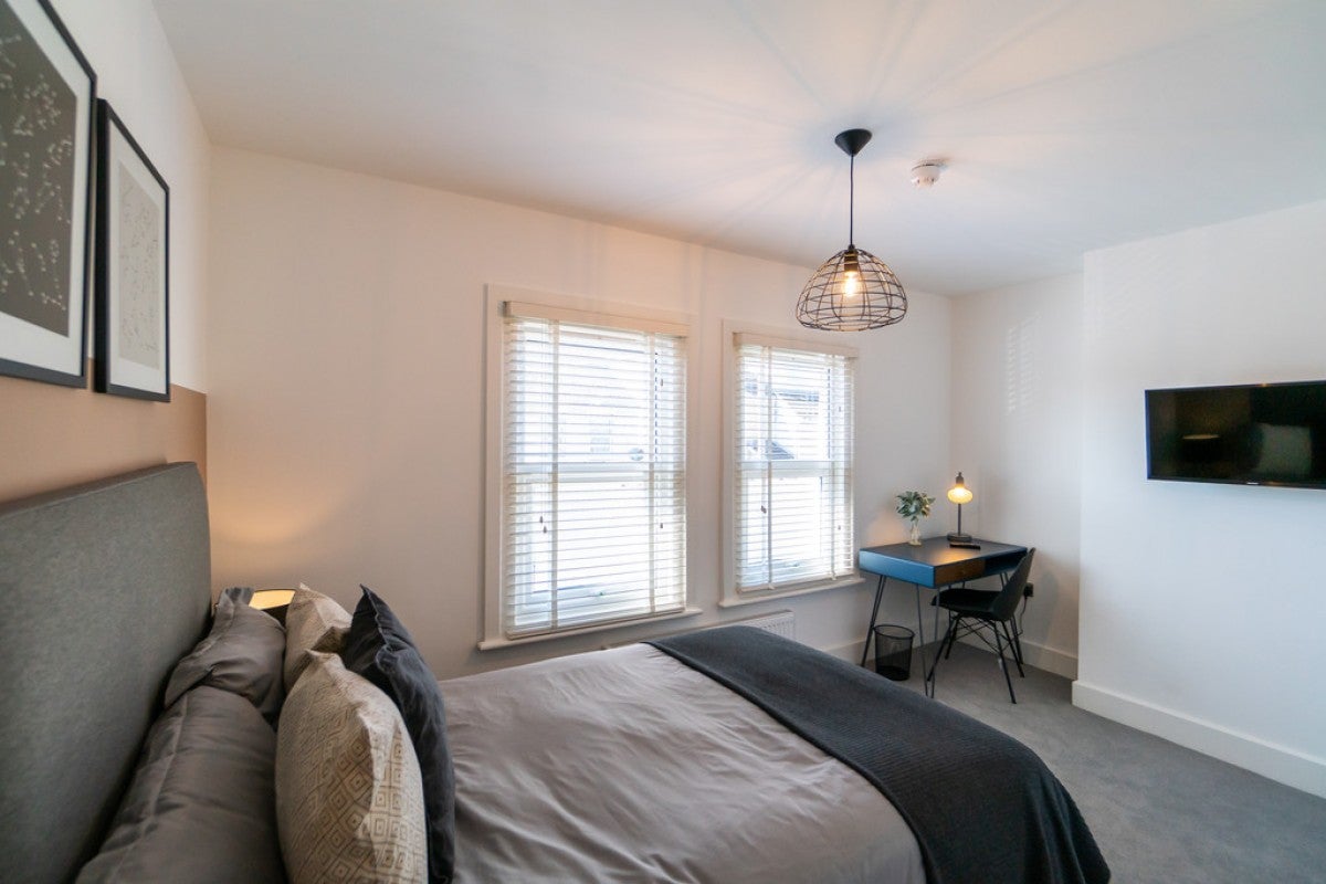 Room Star Road in Reading