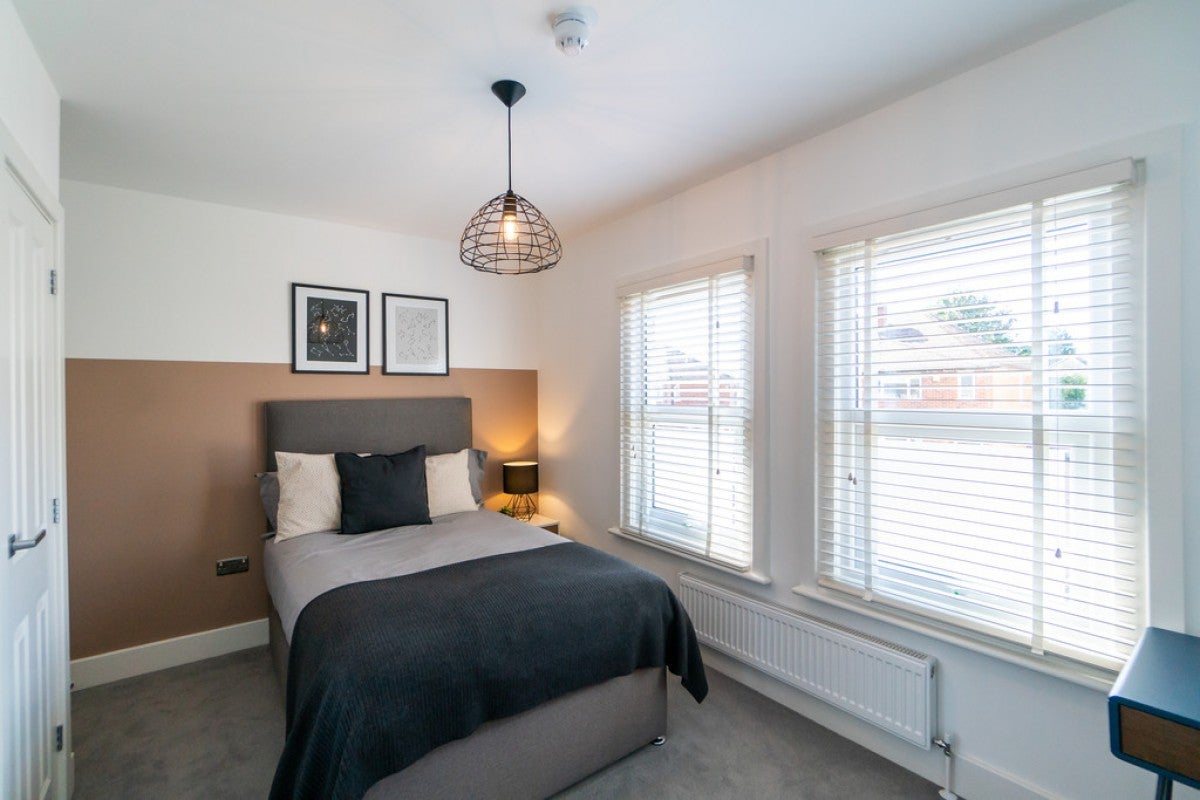 Room Star Road in Reading