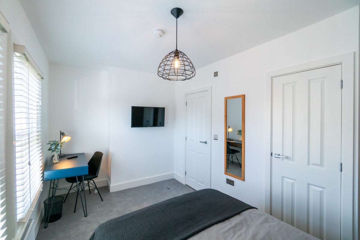 Room Star Road in Reading