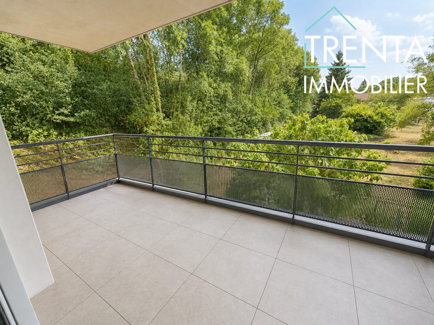 Flat Rue de Charpenousse in Voiron