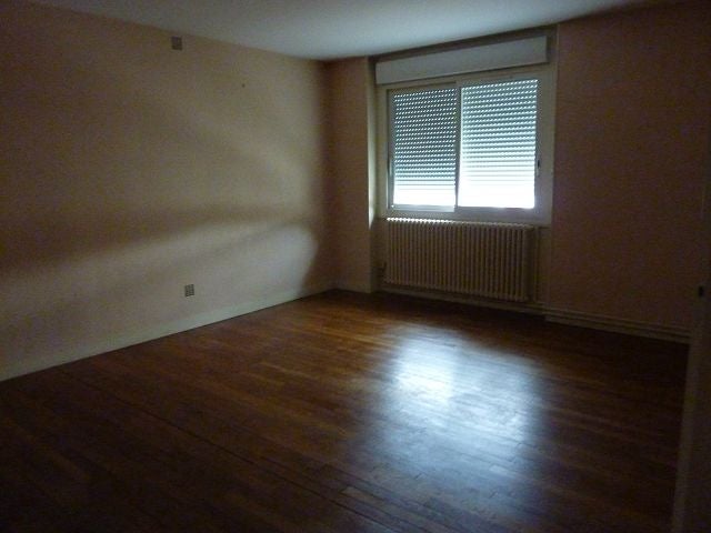 Flat Rue Saint-Exupéry in Montmorillon