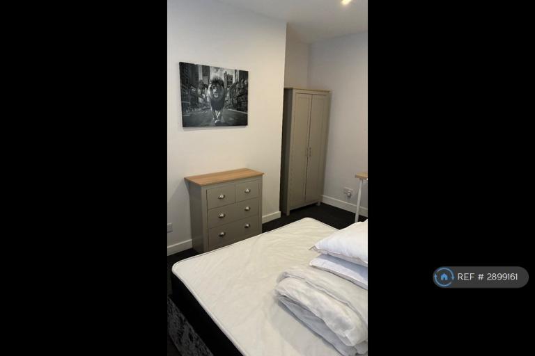 Room Kendal Street in Wigan