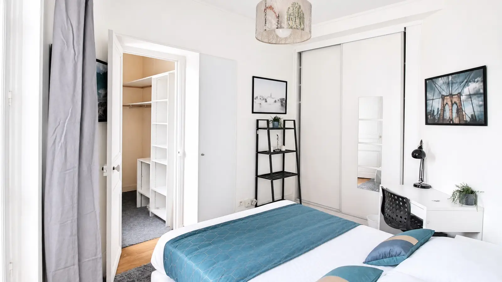 Chambre Rue Tourneux à Paris