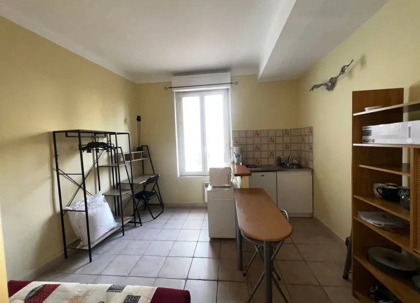 Flat Rue Colbert in Nîmes