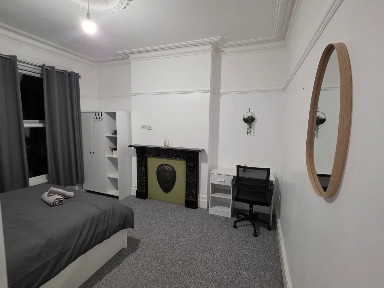 Room Old Road West in Gravesham