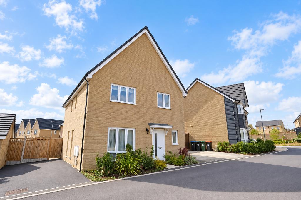 House Mavoncliff Drive in Milton Keynes