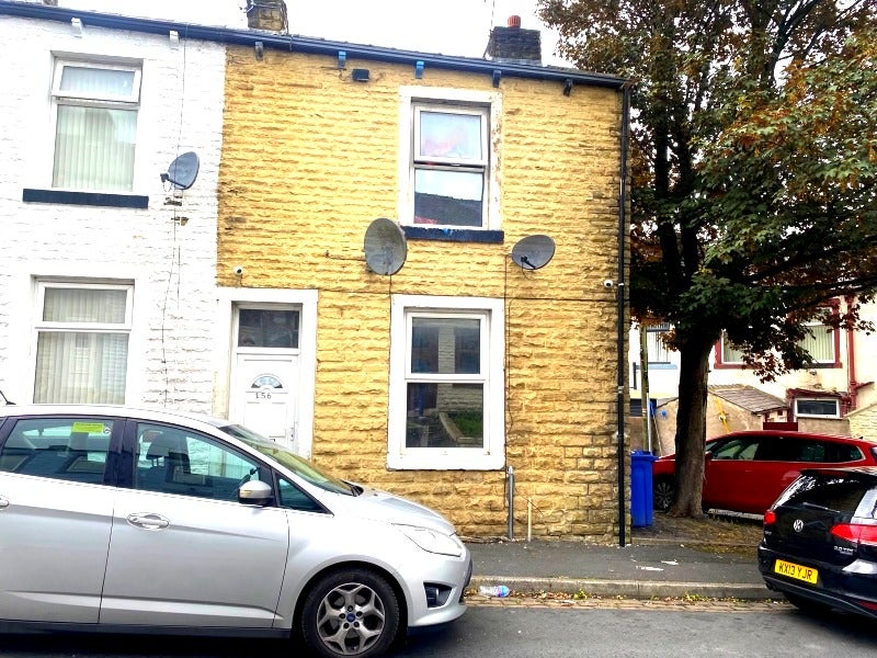 House Chapel Street in Borough of Pendle