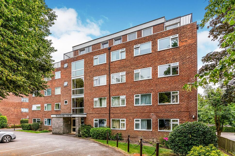 Flat Winn Road in Southampton