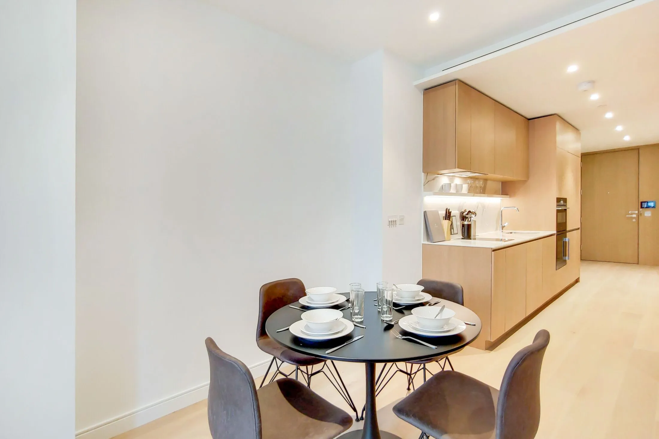 Flat Park Drive in Greater London