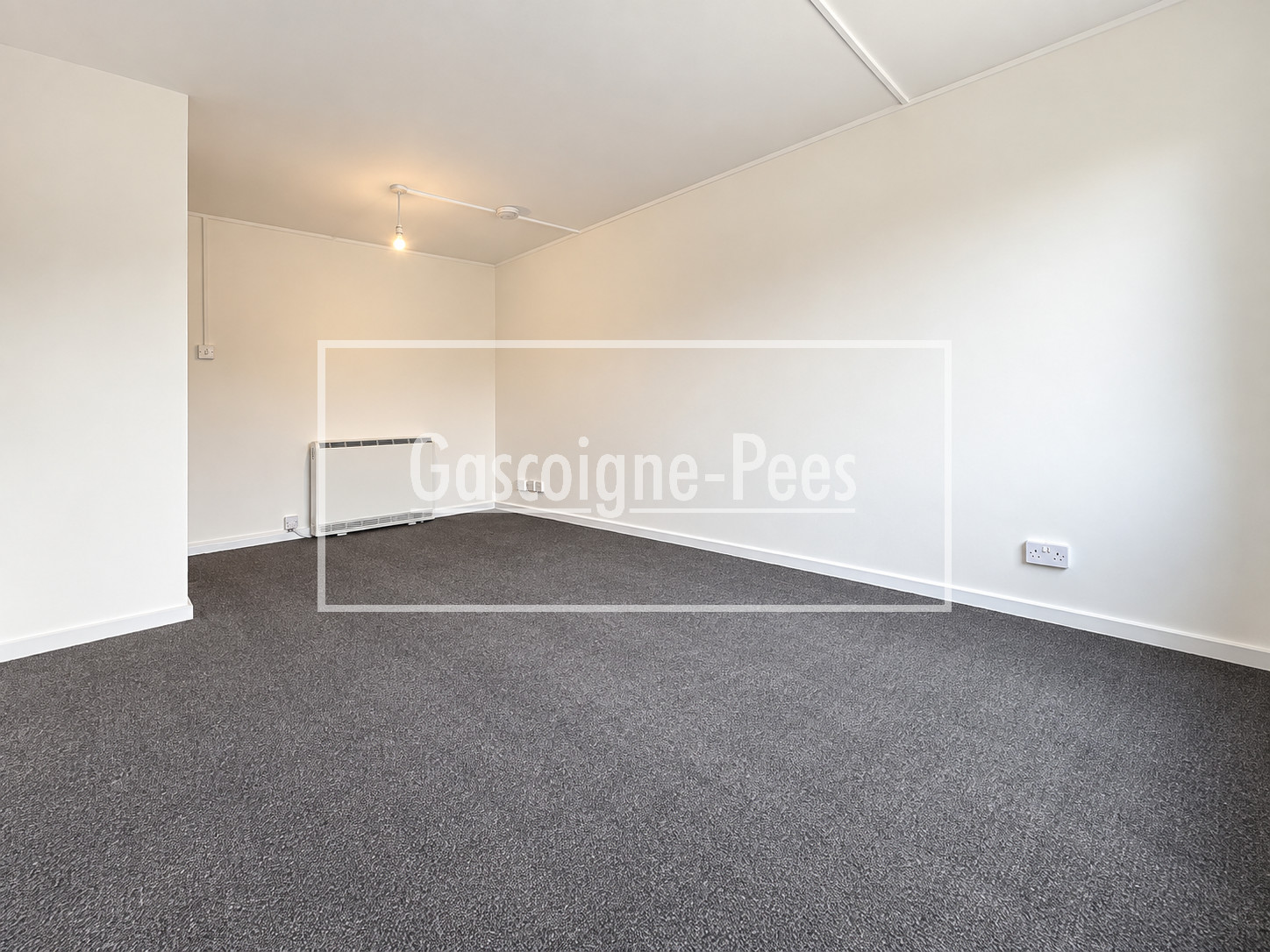 Flat Boxgrove Road in Guildford