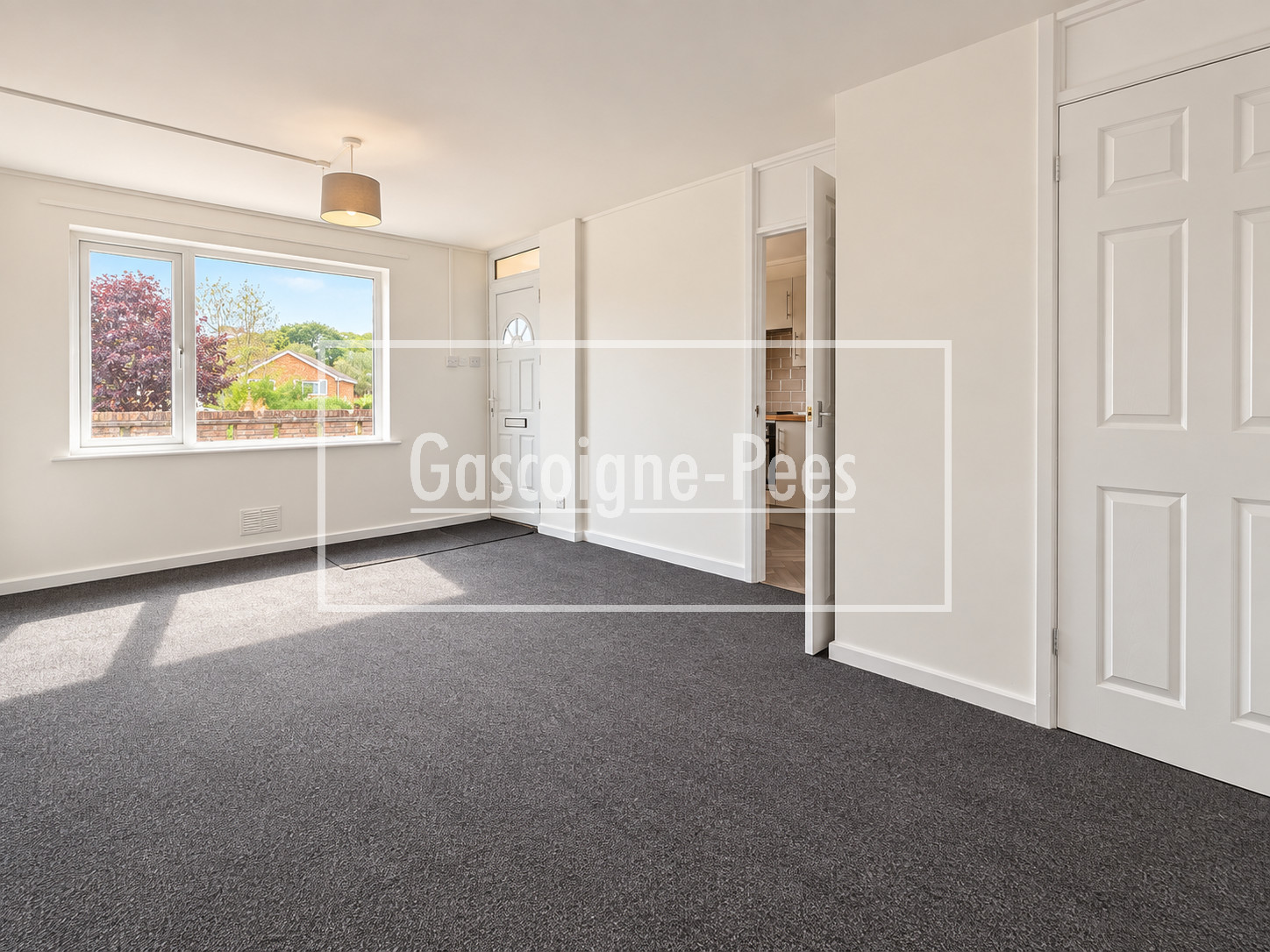 Flat Boxgrove Road in Guildford