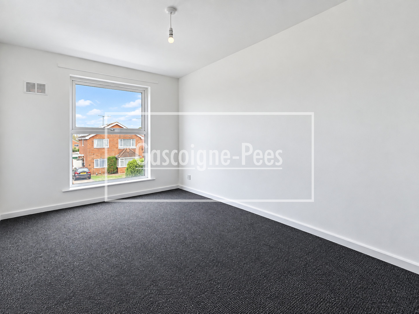 Flat Boxgrove Road in Guildford