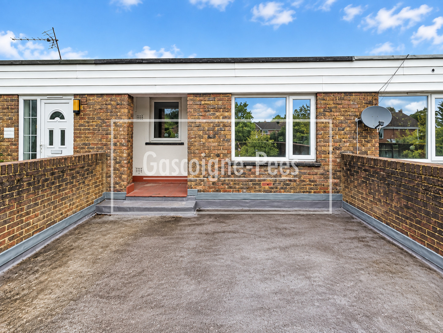 Flat Boxgrove Road in Guildford