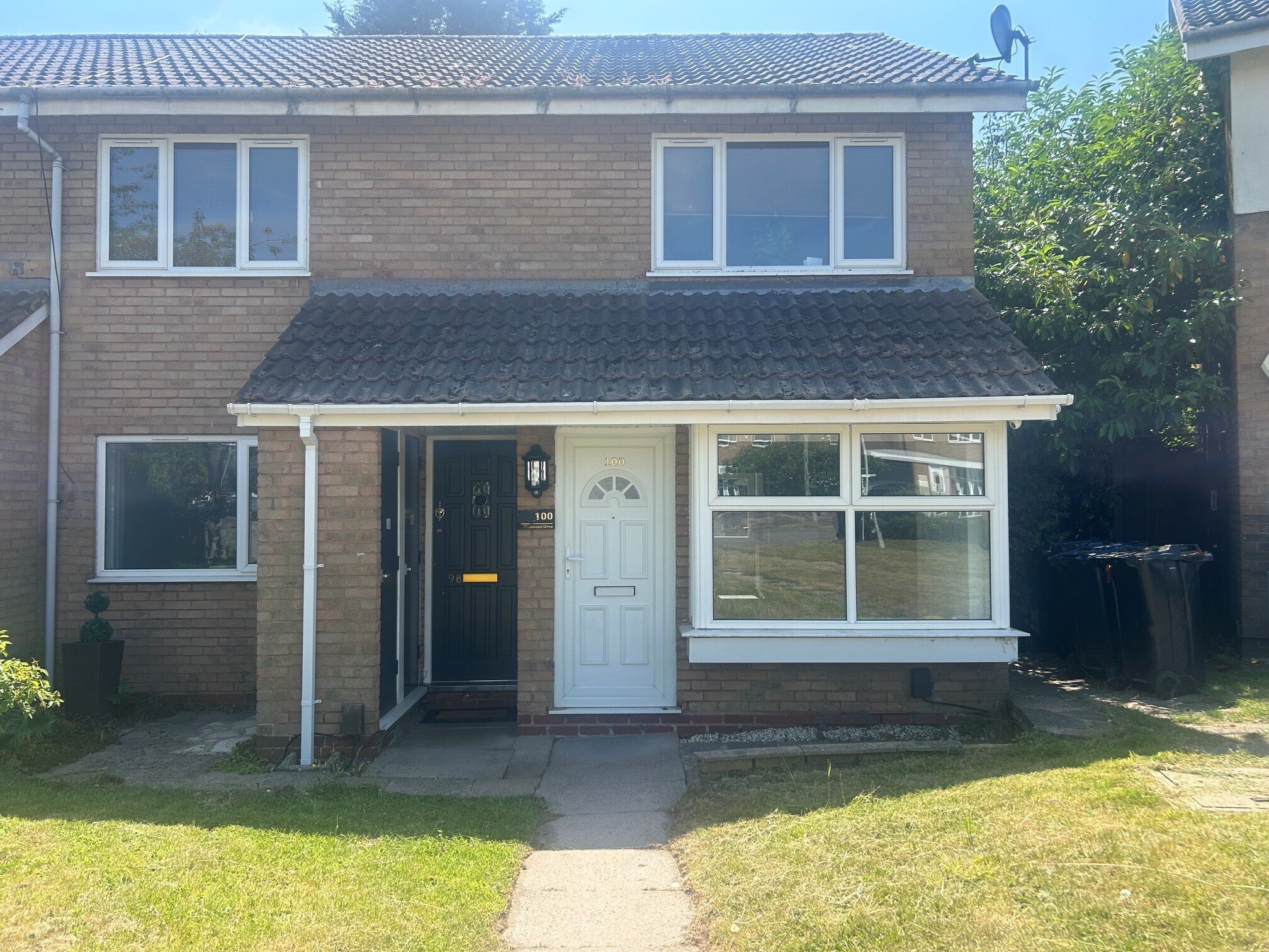 Flat Cheswood Drive in Birmingham