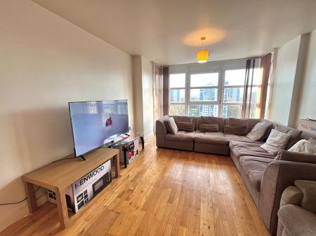 Flat Mossfield Drive in Manchester