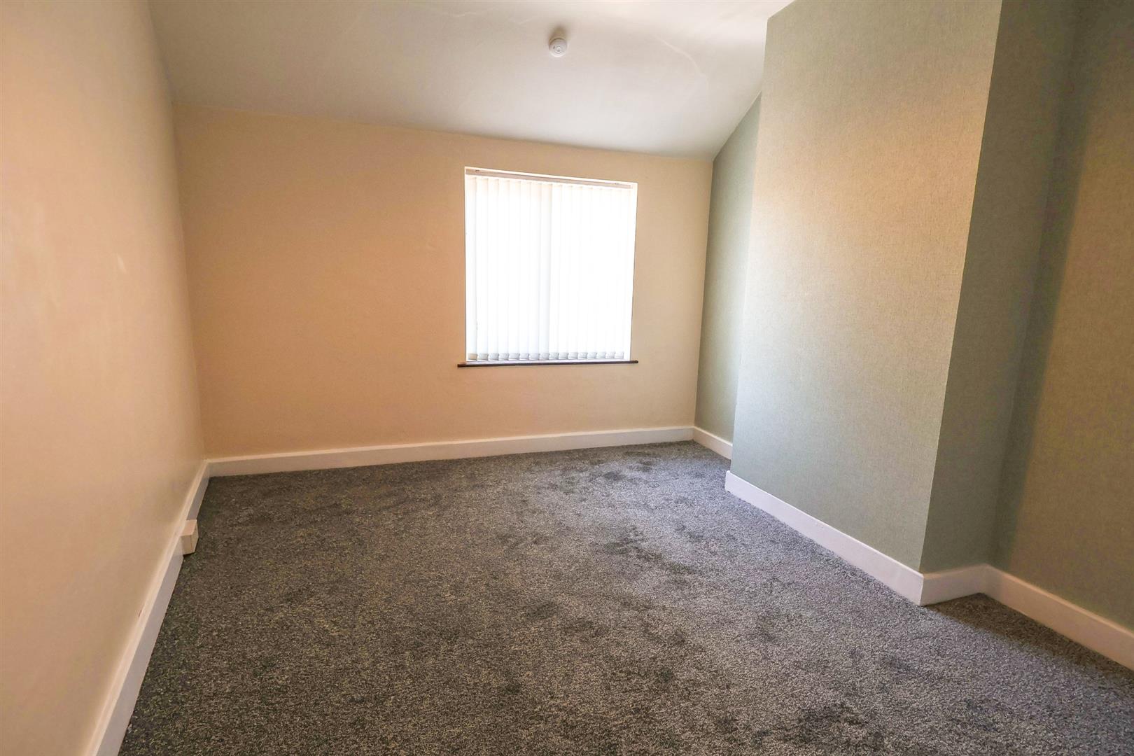 Flat Evesham Road in Redditch