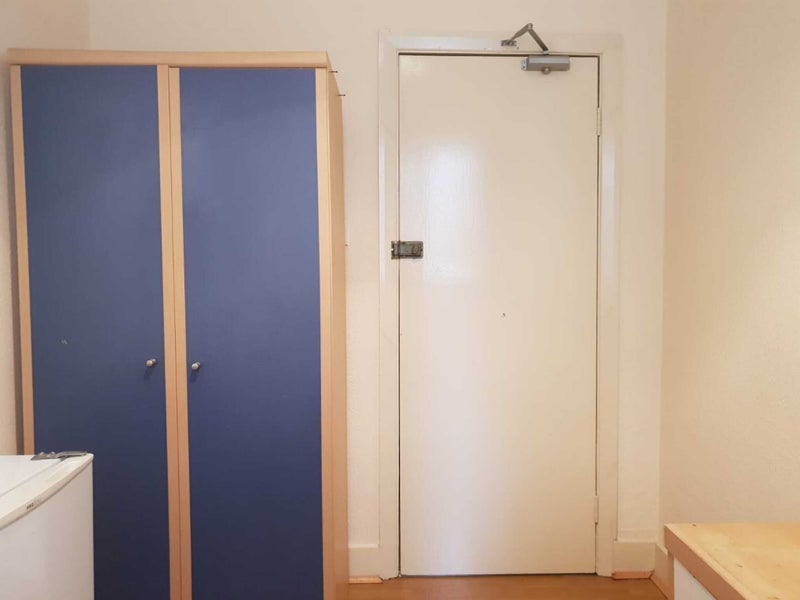 Room Anson Road in Greater London