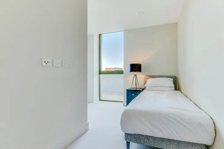 Flat Crompton Street in City of Westminster