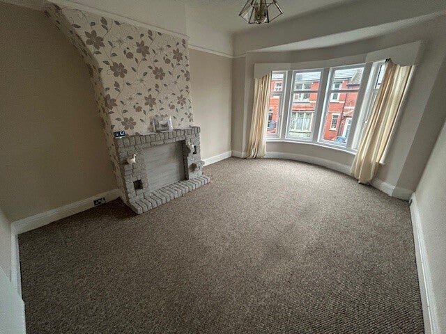 Flat Redcar Road in Blackpool
