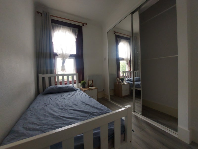 Room Stanstead Road in Greater London