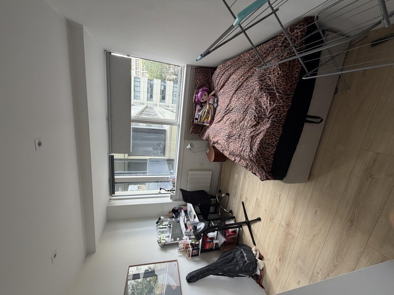 Room Atlantic Crescent in Greater London