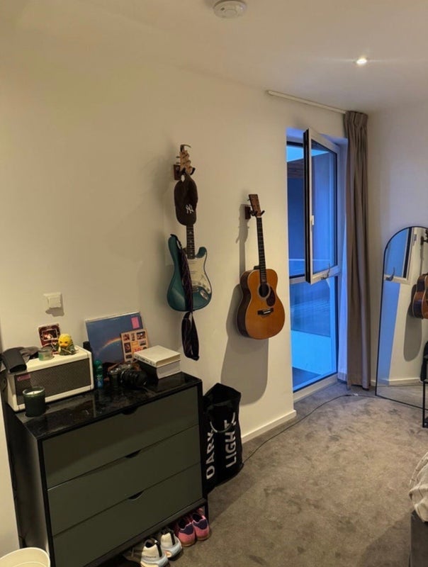 Room Victory Parade in Greater London