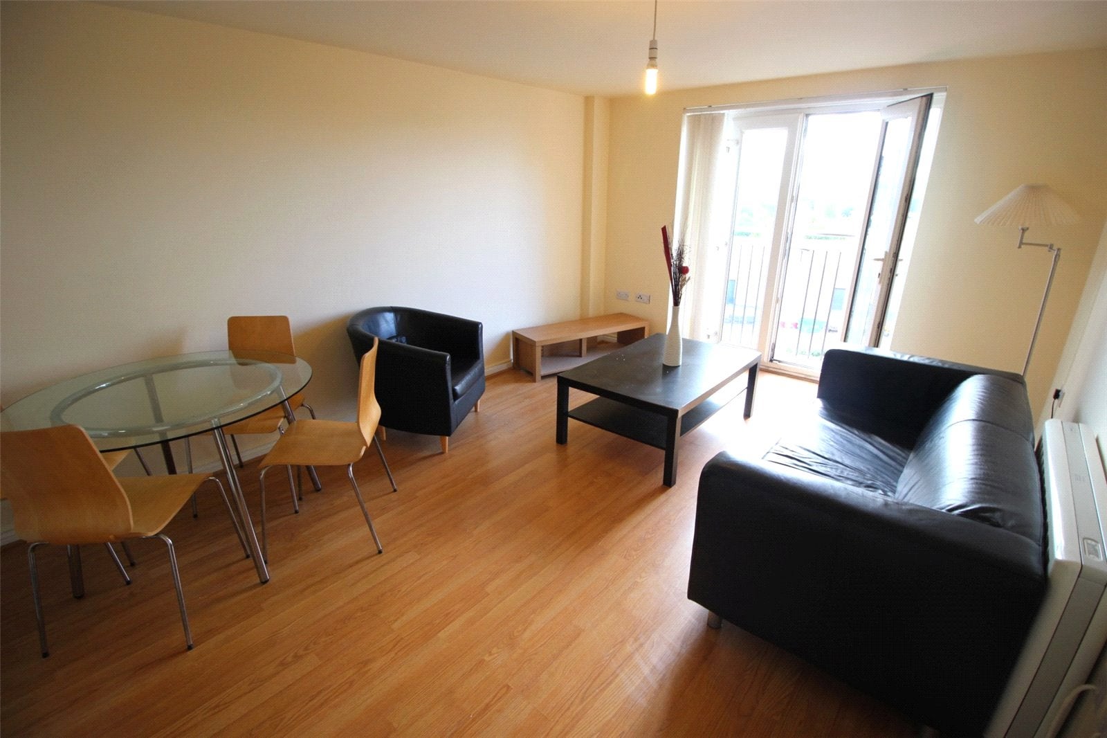 Room Middlewood Street in Salford