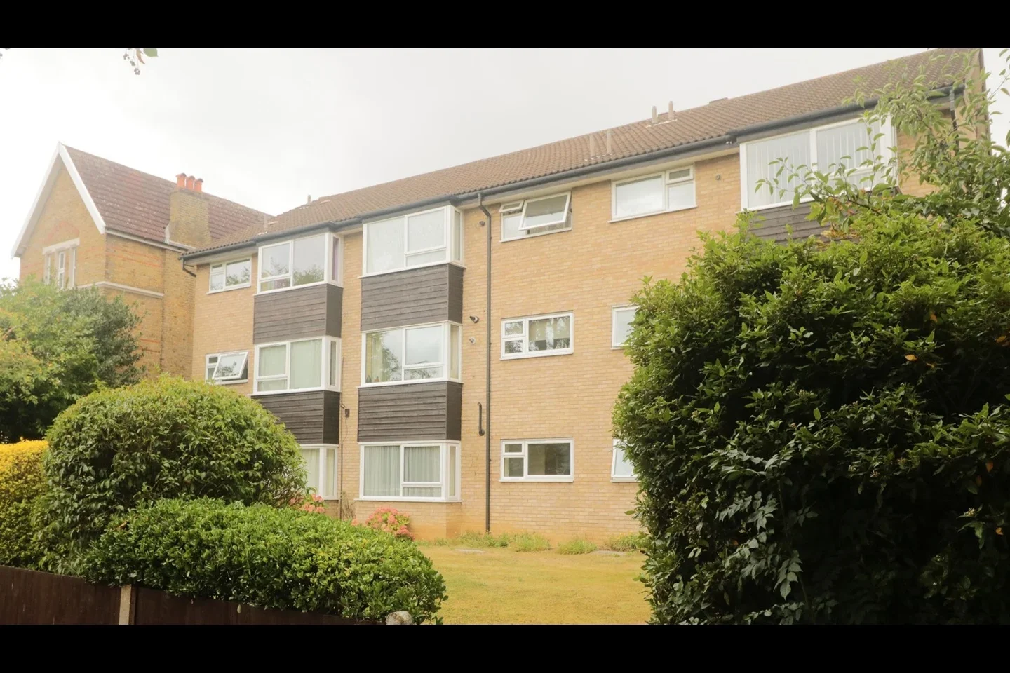Flat The Avenue in Epsom and Ewell
