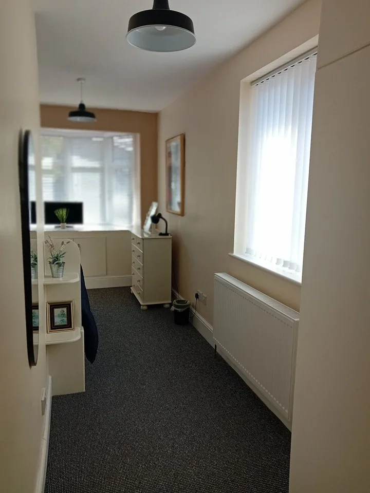 Flat Urmston Lane in Trafford