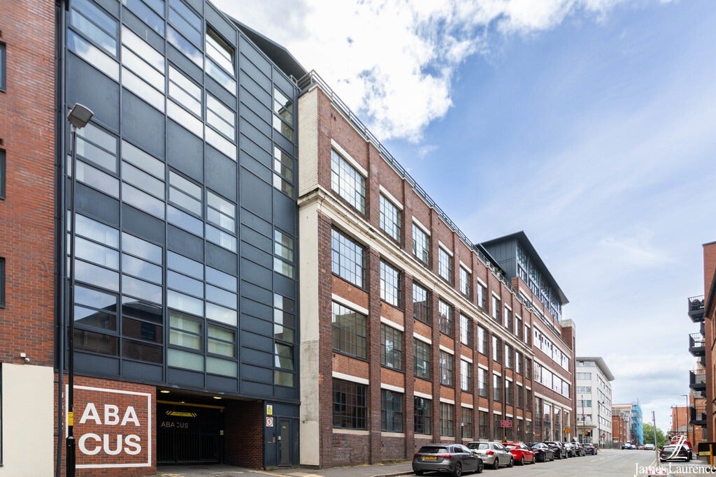 Flat Alcester Street in Birmingham