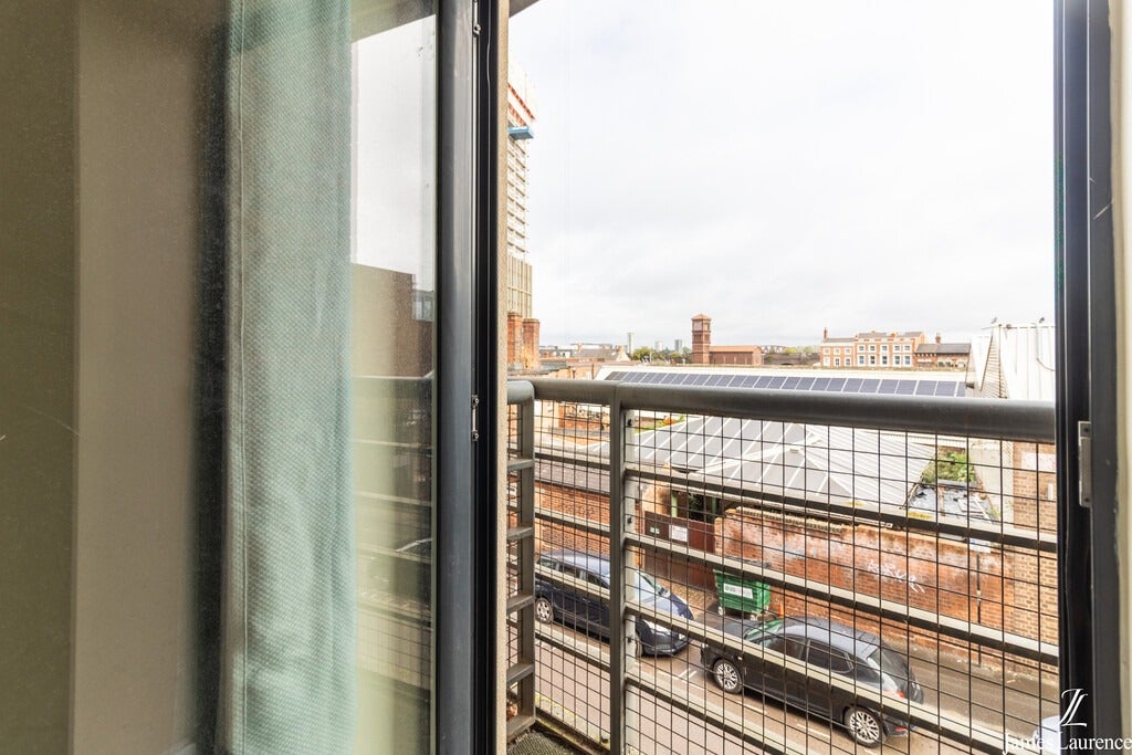 Flat Alcester Street in Birmingham
