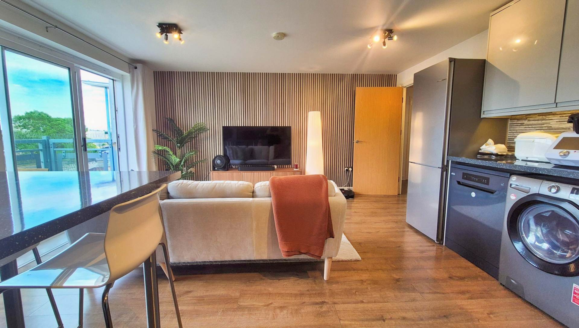 Flat Compair Crescent in Ipswich