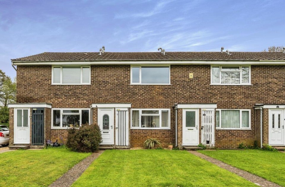 Flat Treagore Road in Southampton