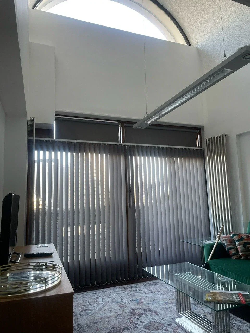 Flat Frobisher Crescent in City of London