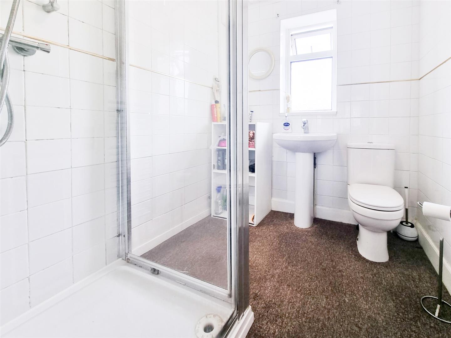Room Trinity Road in Gillingham