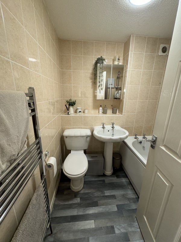 Room Seymour Road in Stratford-on-Avon