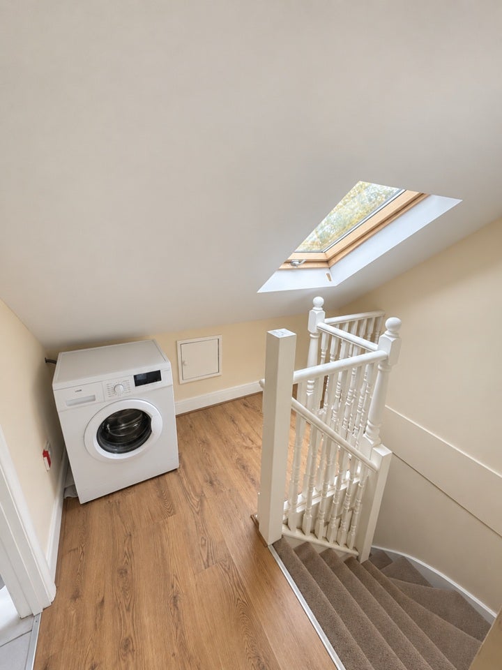 Flat Aldborough Road South in Greater London