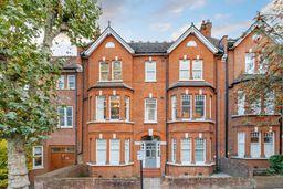 Flat Heath Hurst Road in Greater London