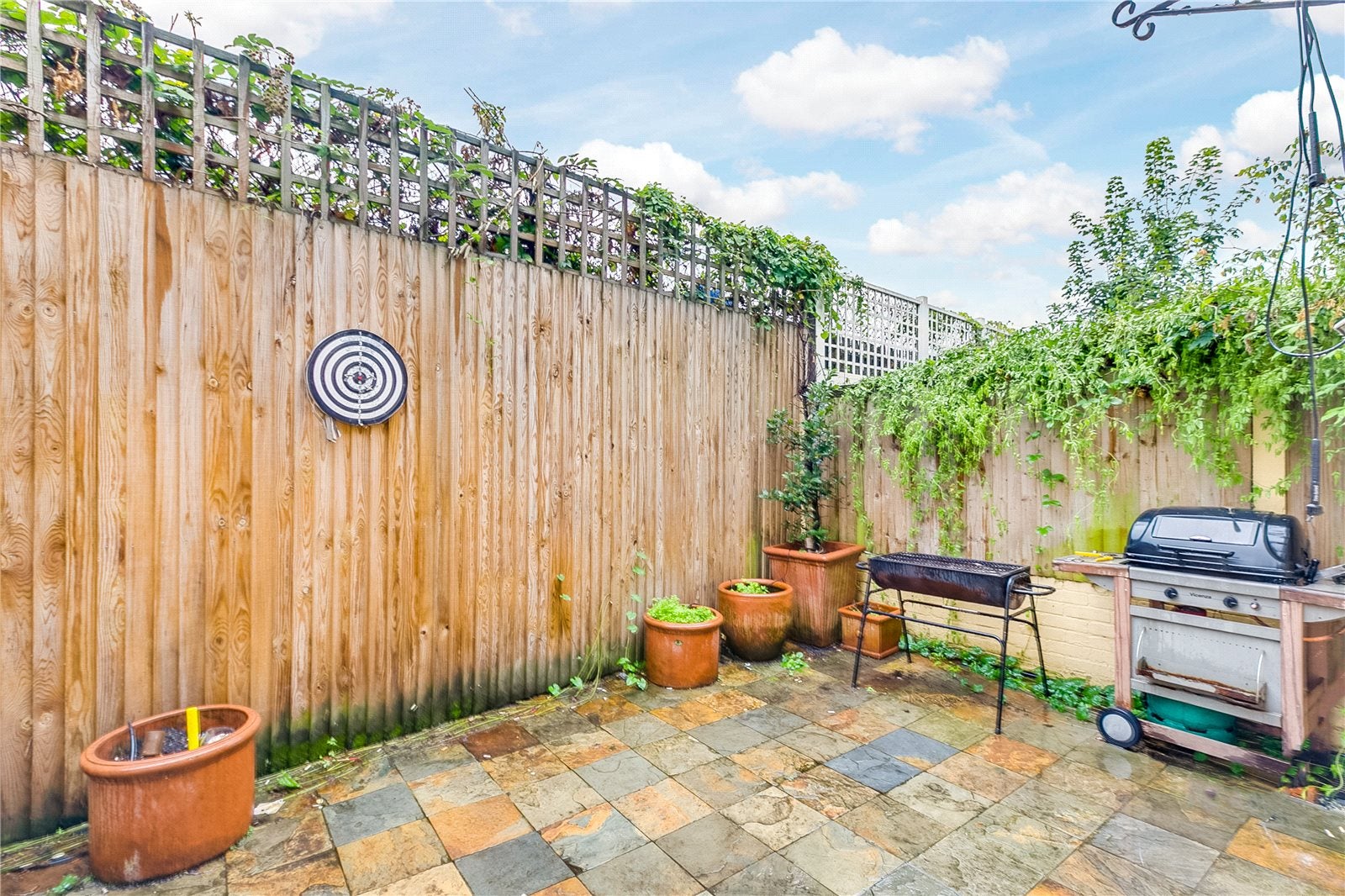 House Wix's Lane in Greater London
