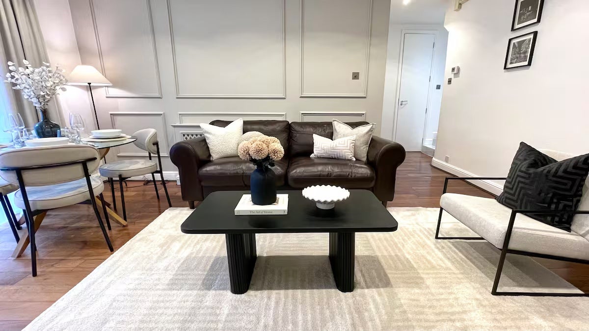 Flat Greville Road in Greater London