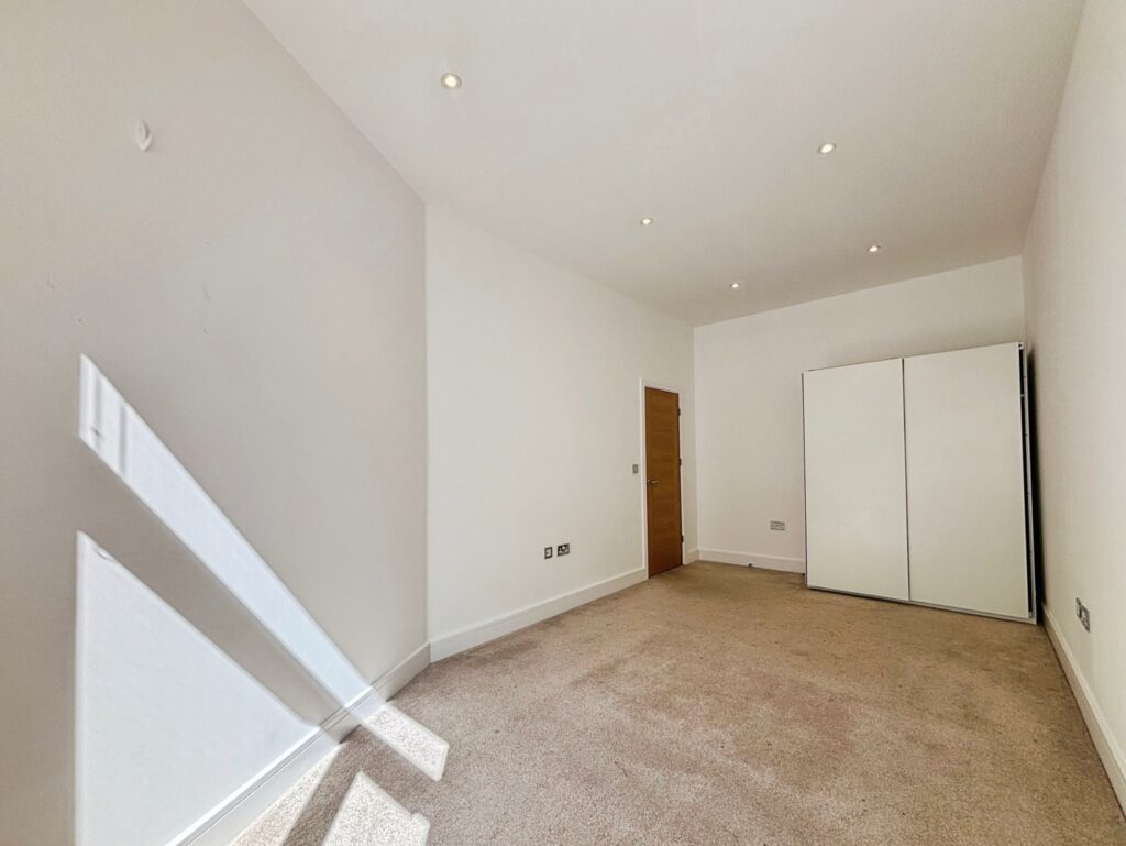 Flat Bartley Way in Hart