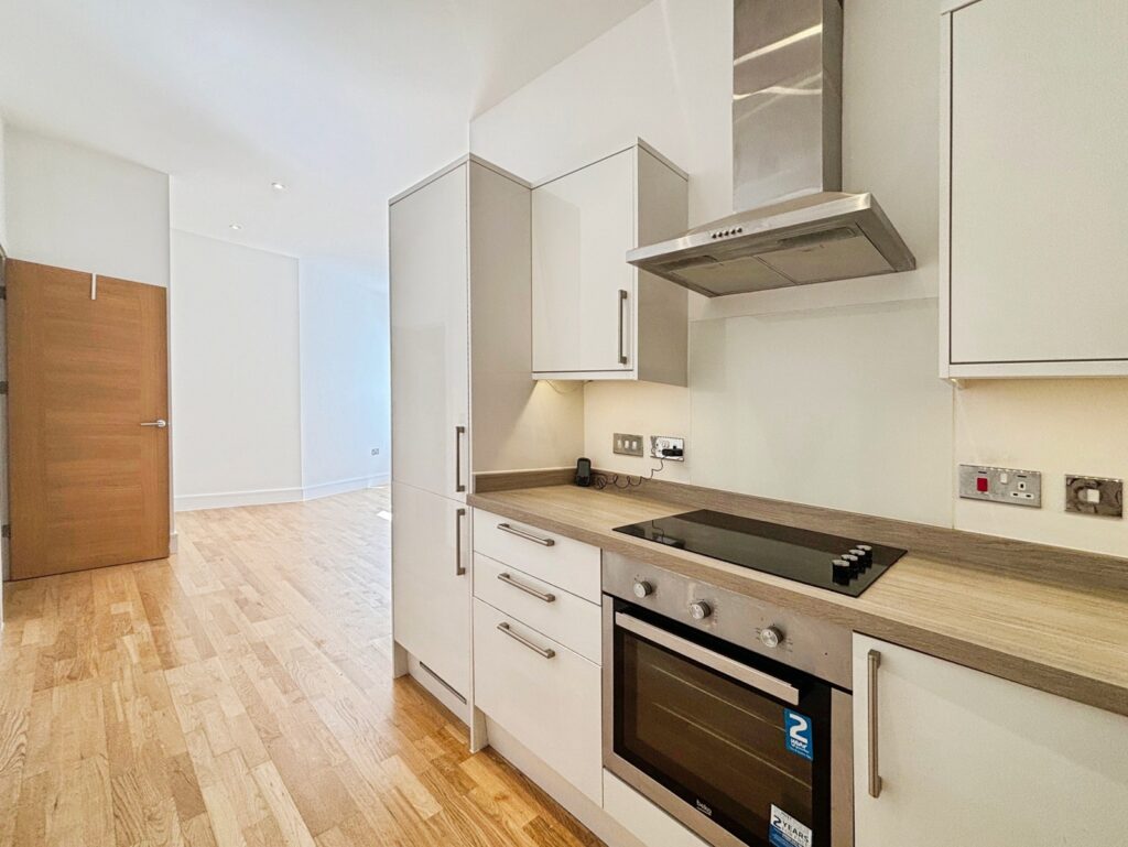 Flat Bartley Way in Hart